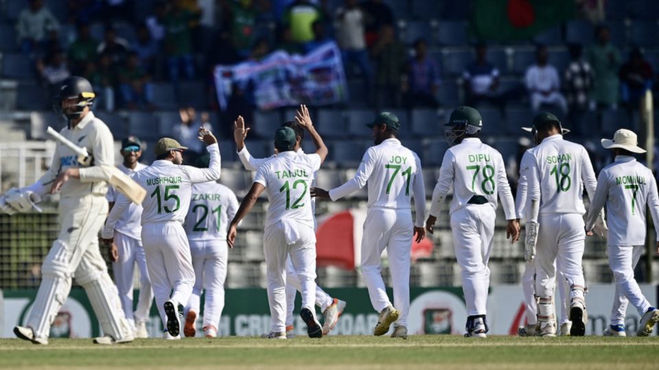 Bangladesh's bowlers were all over New Zealand on the fourth day