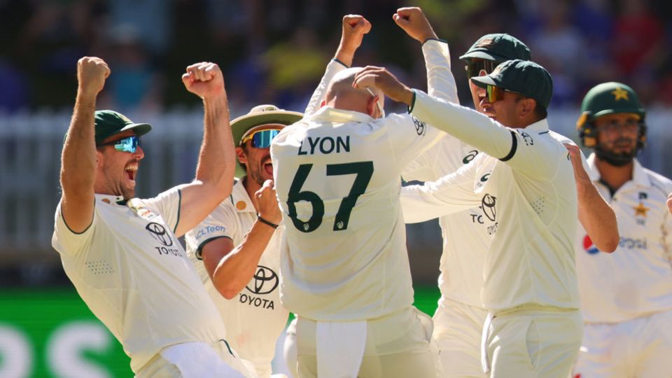 No. 500 for Nathan Lyon