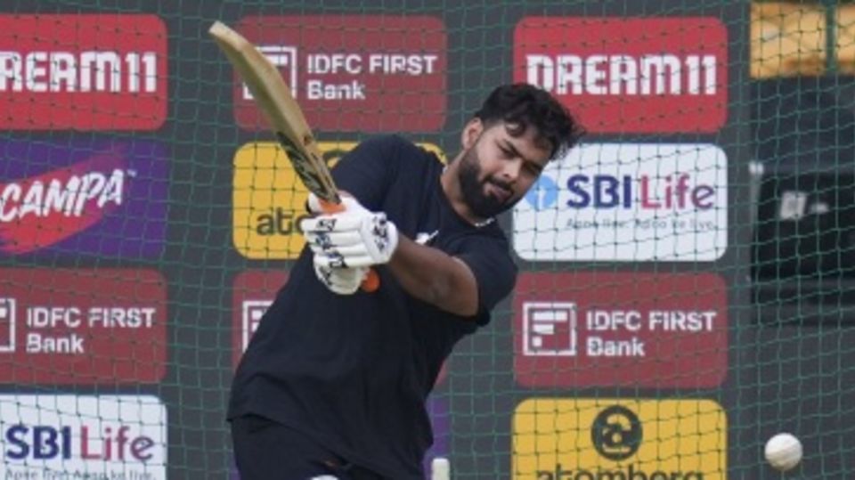 A sight for the sore eyes: Rishabh Pant back in the nets
