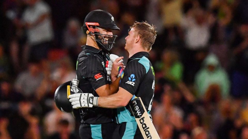 Daryl Mitchell and Glenn Phillips shared an unbeaten 139-run stand to lead New Zealand to victory