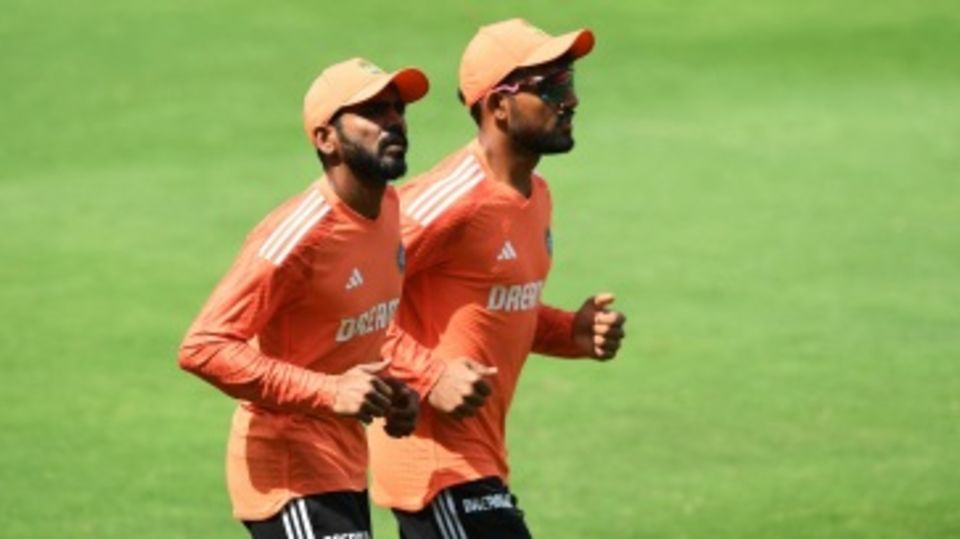 KS Bharat and Dhruv Jurel will vie for the wicketkeeper's slot