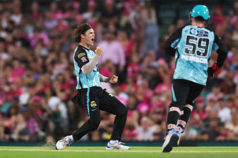 Mitchell Swepson has left Brisbane Heat to join Melbourne Stars