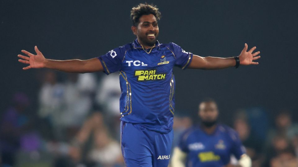 Nuwan Thushara picked up 5 for 20 in the third T20I