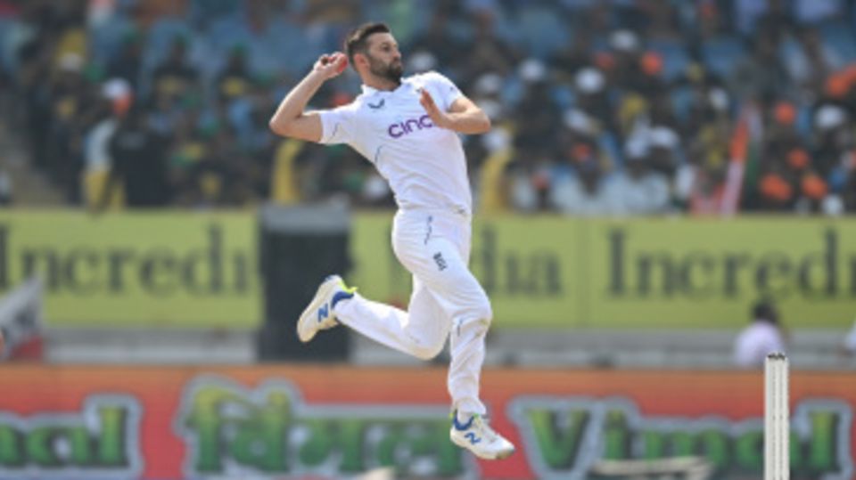 Mark Wood takes flight