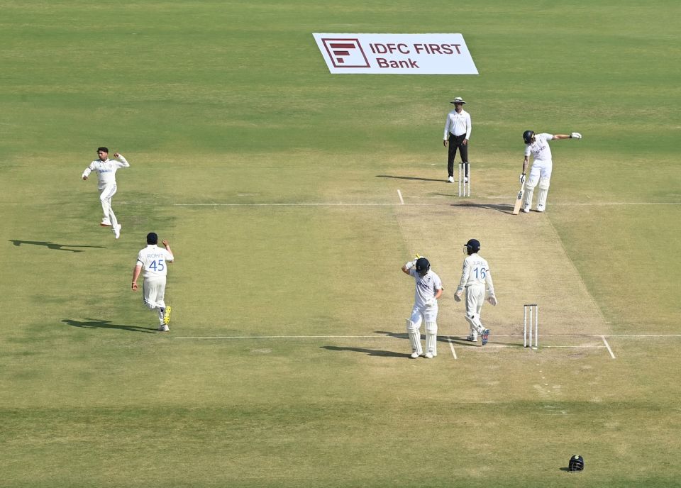 Kuldeep Yadav sent back Ben Duckett for 153