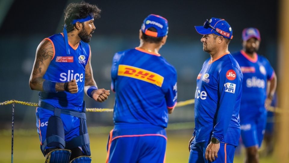 Hardik Pandya and Mark Boucher at a training session in the lead up to IPL 2024