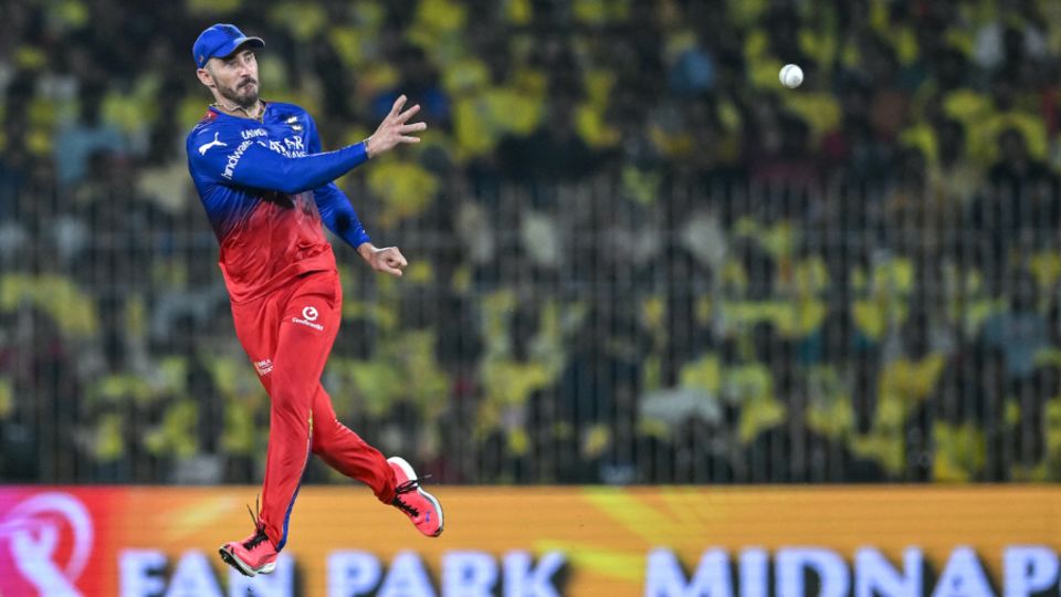 Faf du Plessis: "We lost a little bit too many wickets in that first seven overs"