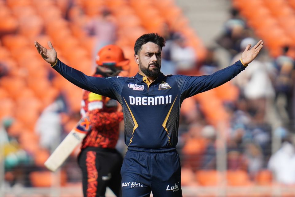 The numbers say Rashid Khan had a better record at Sunrisers. What can the Titans do differently to get the best out of him?