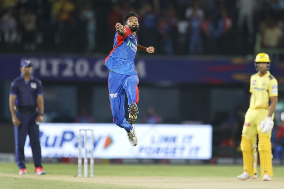 Khaleel Ahmed put Capitals on top with the early wickets of Ruturaj Gaikwad and Rachin Ravindra