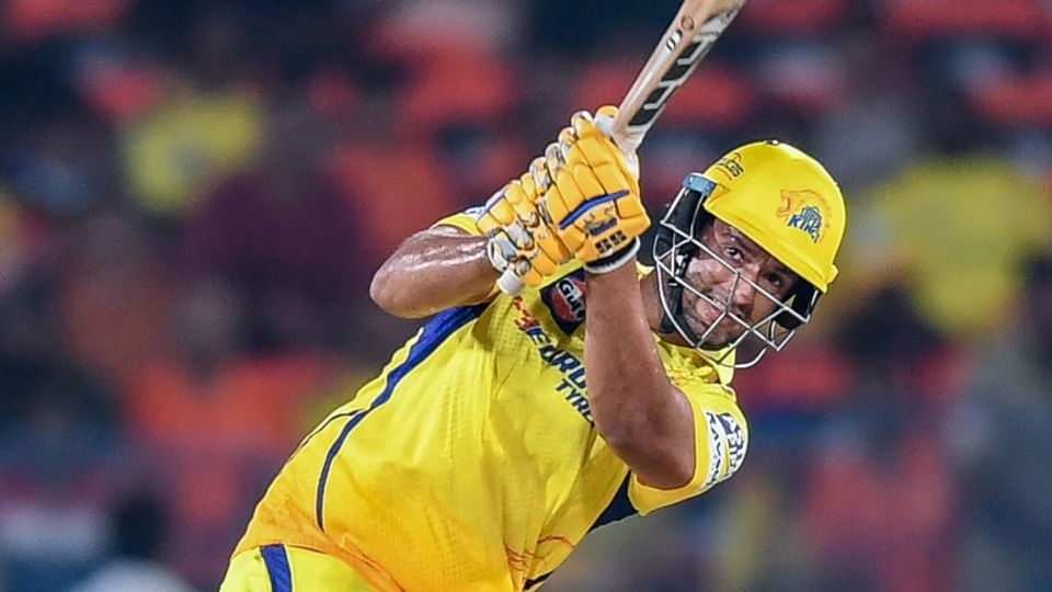 Shivam Dube took down Sunrisers' spinners but the rest of CSK's batting struggled on a slow pitch
