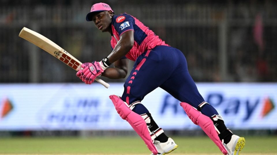 Rovman Powell's 13-ball 26 put the Royals chase back on track