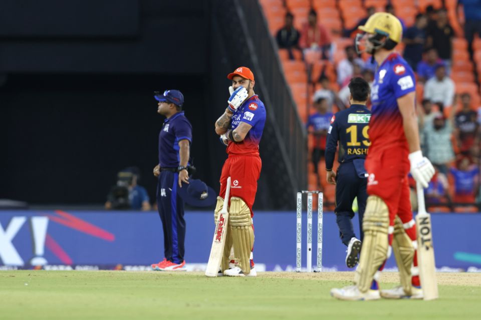 Second to last laugh: Virat Kohli has a disbelieving chuckle at the other end when Jacks is one six away from his maiden IPL hundred