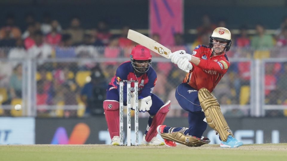 Sam Curran stayed unbeaten on 63 to take his team home