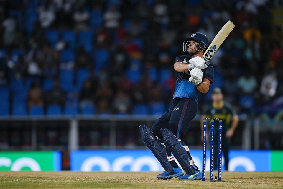 Gerhard Erasmus finished with 36 off 43