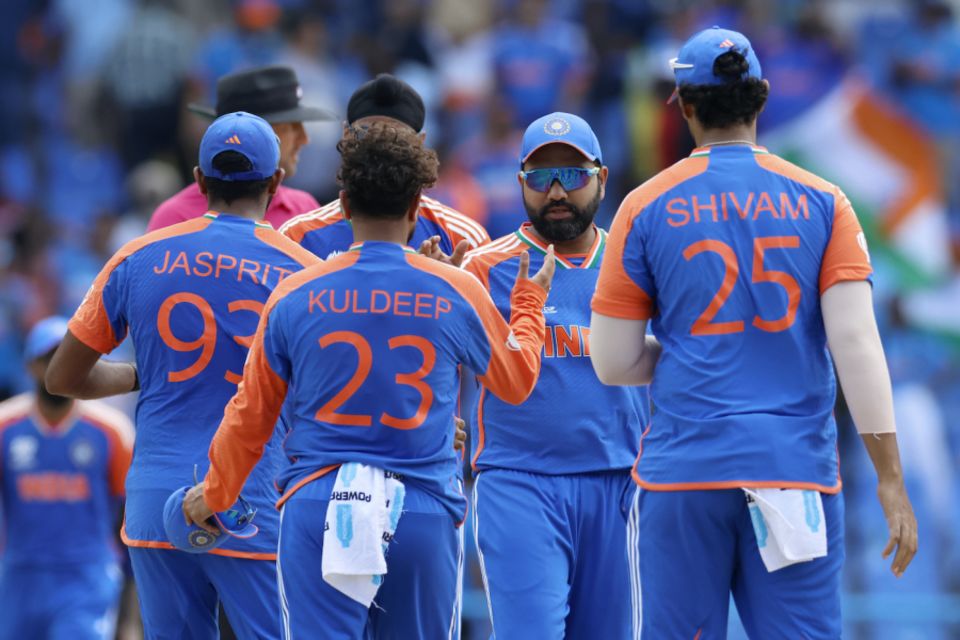 Bowling coach Paras Mhambrey wants India to focus on their plans and execution and not worry about Australia