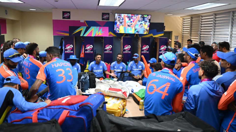 Rahul Dravid gets his team together in the dressing room one last time as India coach