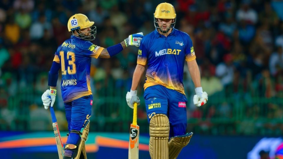 Kusal Mendis and Rilee Rossouw struck up an unbroken 185-run partnership