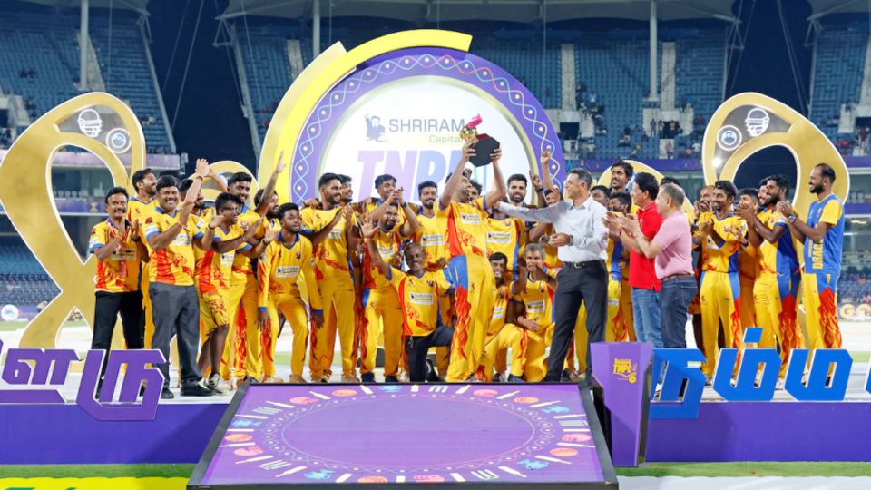 Rahul Dravid hands over the TNPL 2024 trophy to Dindigul Dragons captain R Ashwin