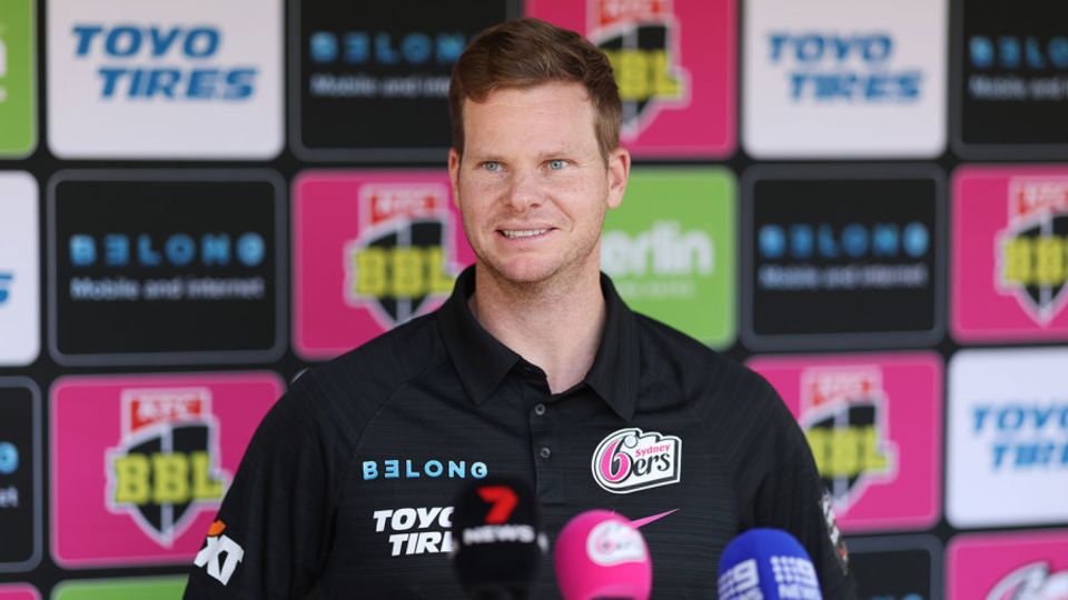 Steven Smith has committed to three more years in the BBL
