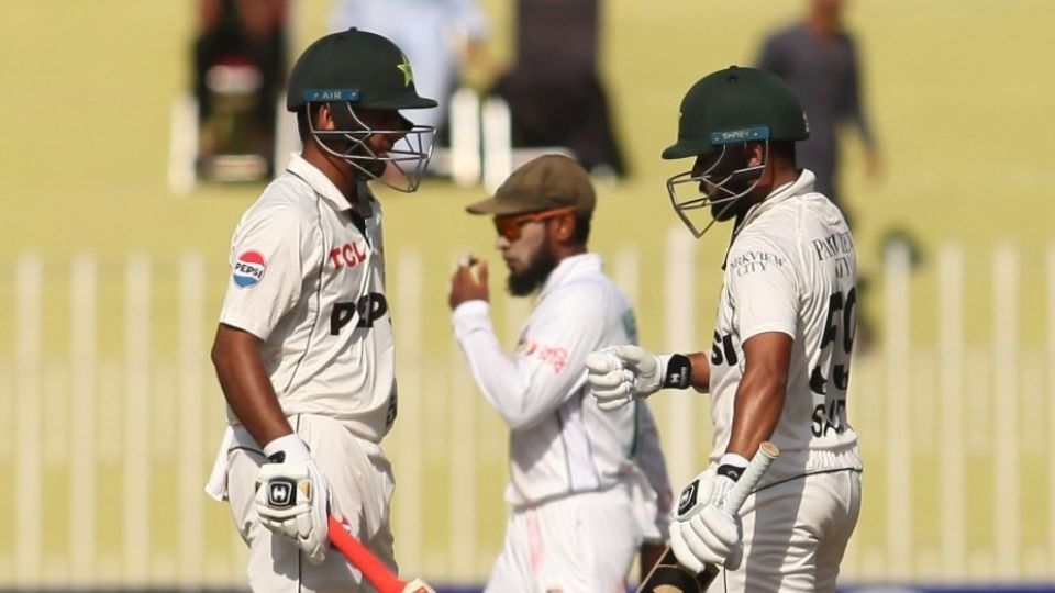 Saim Ayub and Saud Shakeel put together a big partnership