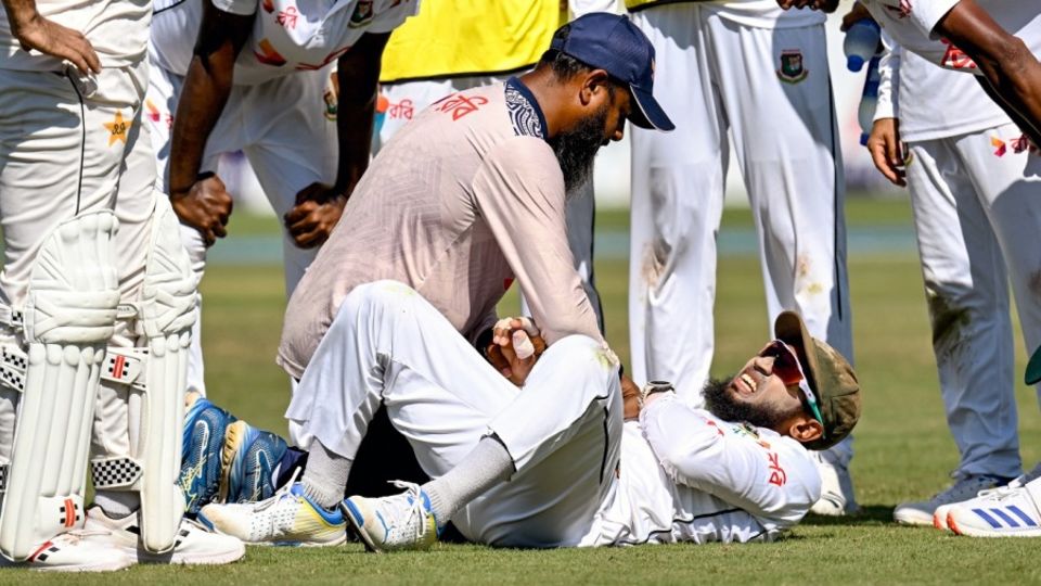 Mushfiqur Rahim had hurt his shoulder during the Test series against Pakistan in August