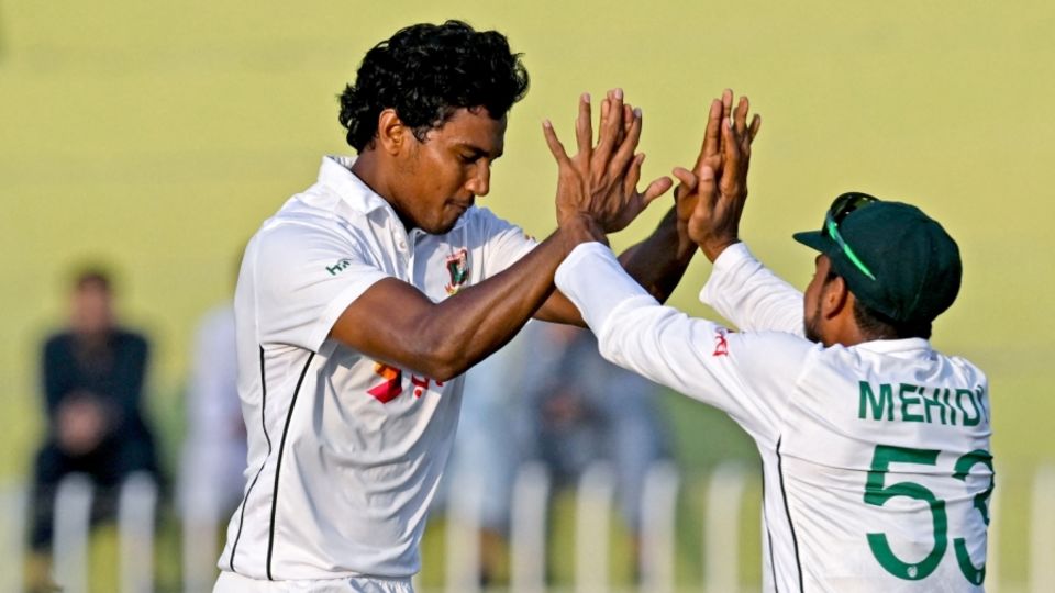 Mahmud gave Bangladesh two early breakthroughs late on day three