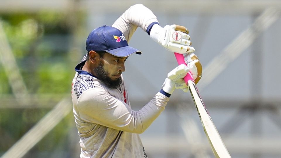 An X-ray has confirmed a fracture in Mushfiqur Rahim's left index finger