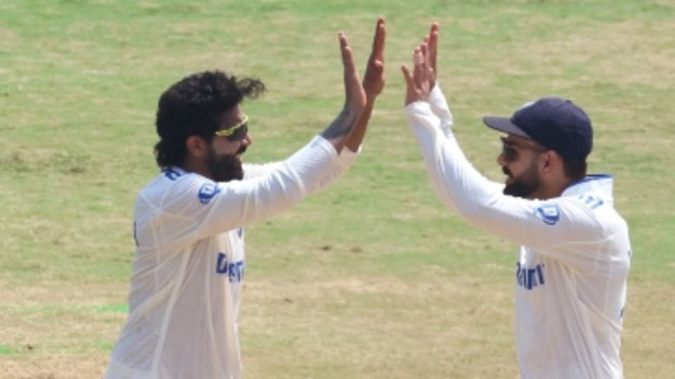 Ravindra Jadeja broke the fifty partnership with the wicket of Litton Das