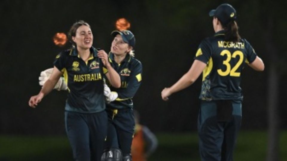 Tayla Vlaeminck returned three wickets