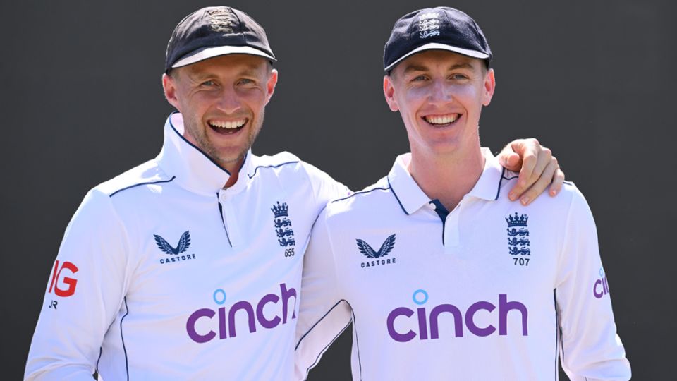 Joe Root and Harry Brook pose together