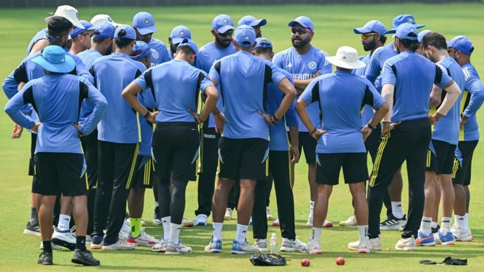 India began their training on Wednesday with a huge huddle, which seemed to go on forever