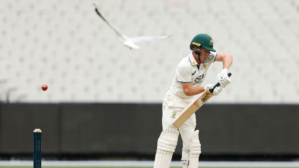 Nathan McSweeney edged into the slips for 14