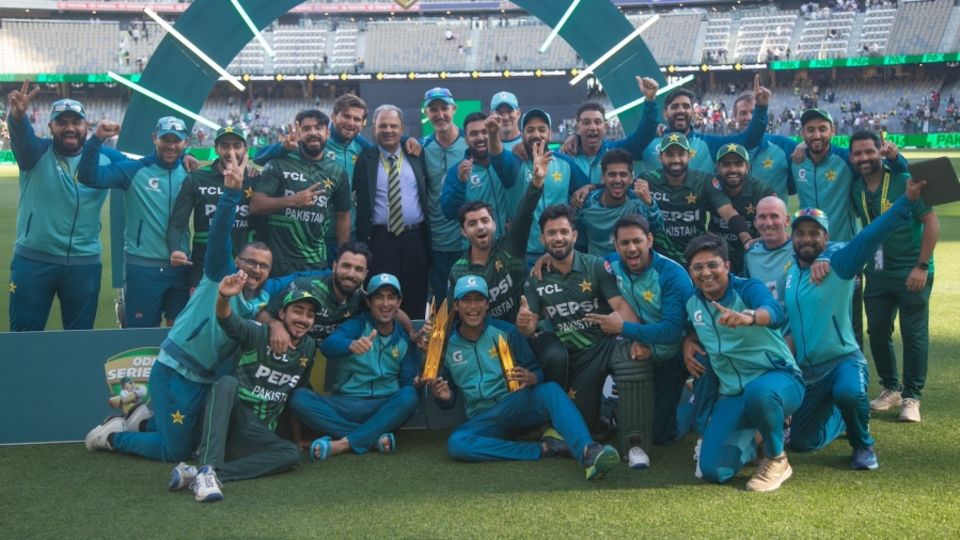 Pakistan players and support staff celebrate after the series win