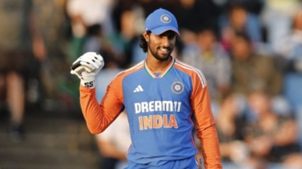 Tilak Varma brought up a 32-ball half-century