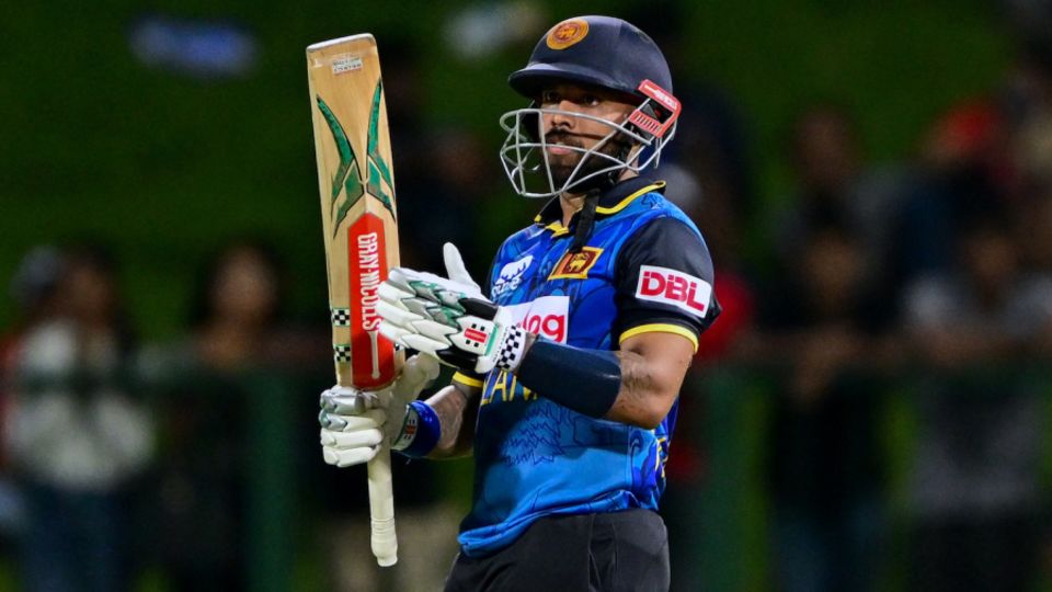 Kusal Mendis reached fifty off 84 balls