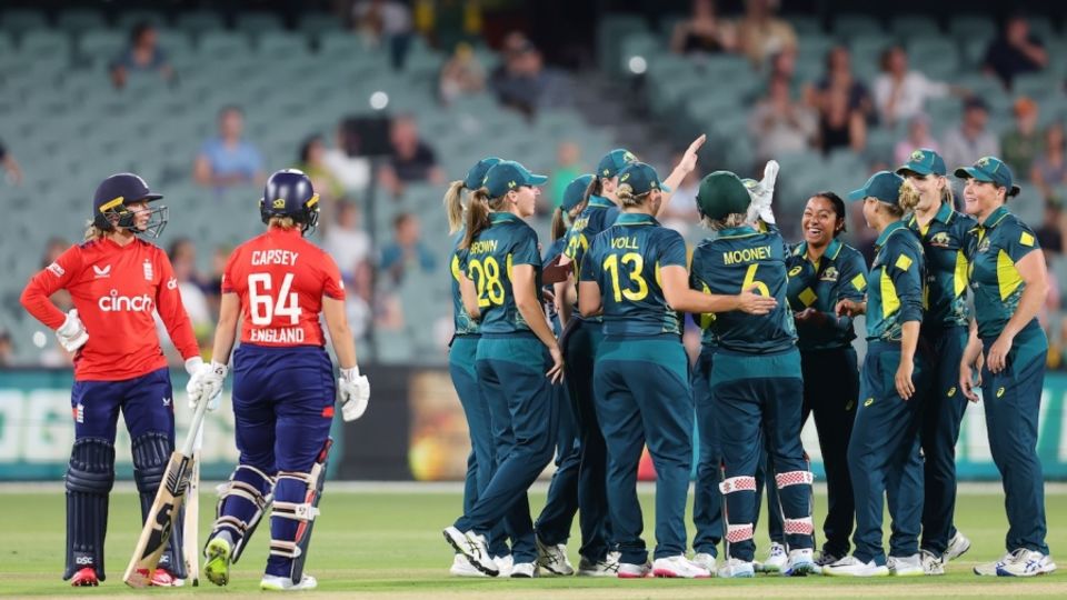 England are staring down a humiliating 16-0 scoreline