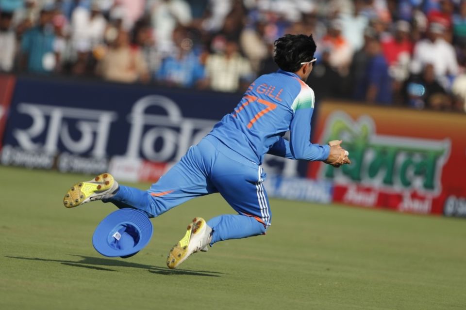 Shubman Gill sent Harry Brook on his way with this stunning catch