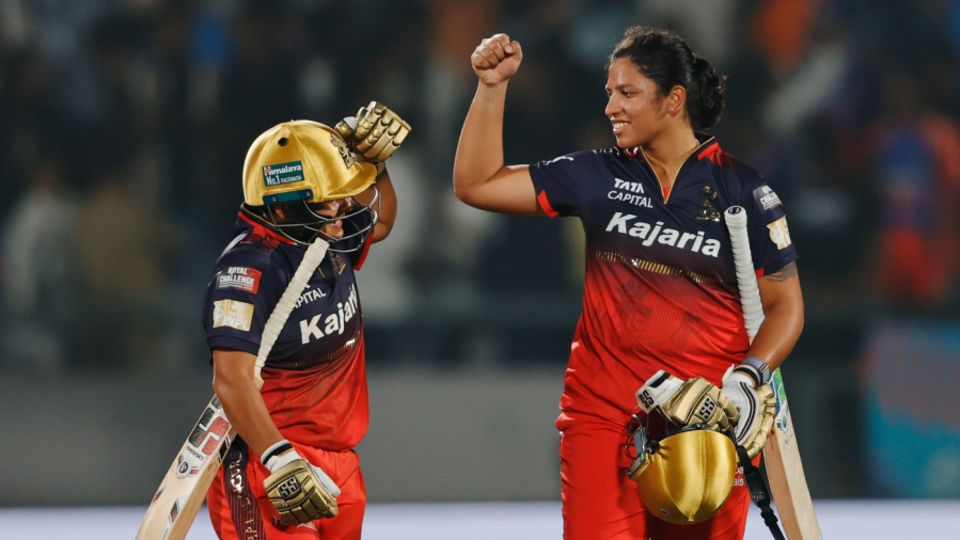 Kanika Ahuja and Richa Ghosh put on an unbroken stand of 93 off 37 balls