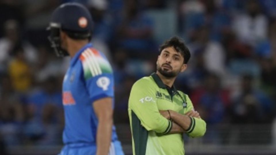 Abrar Ahmed gives Shubman Gill a send-off