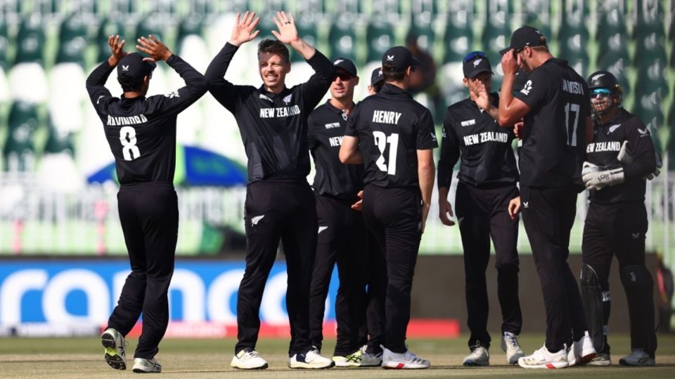 Against Bangladesh, Michael Bracewell was New Zealand's hero with the ball