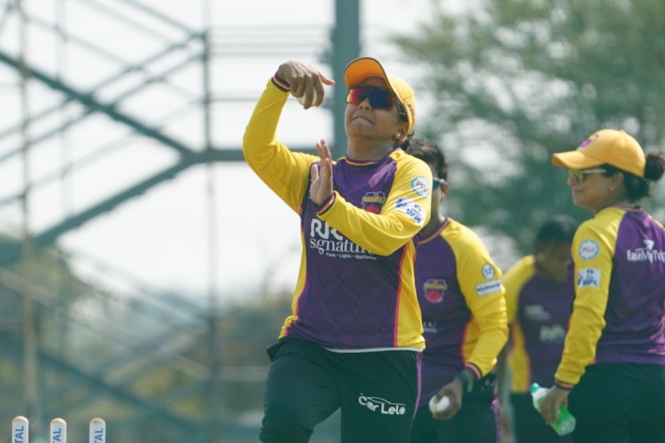 Shades of Warne: King rocks up to bowl in the nets for UP Warriorz