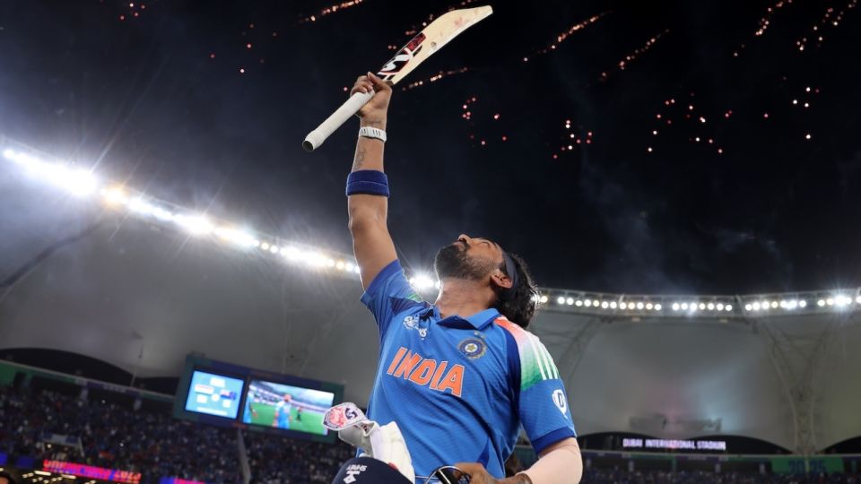 KL Rahul celebrates victory