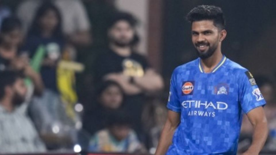 Ruturaj Gaikwad has a kickabout