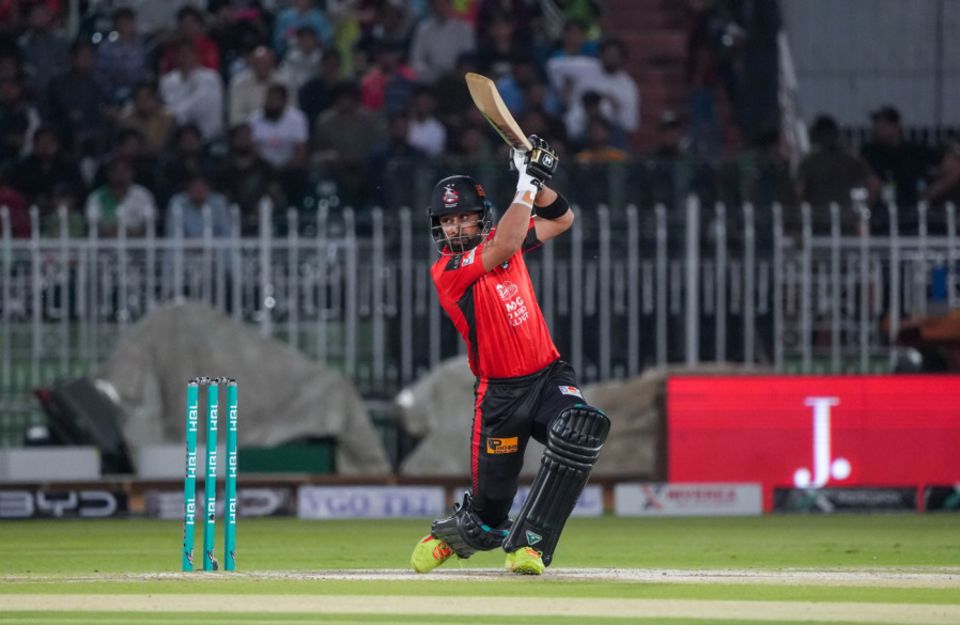 Abdullah Shafique timed the ball beautifully but found little support