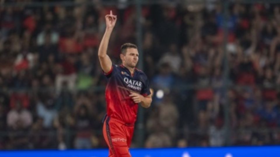 Josh Hazlewood picked 3 for 14 in a riveting three-over spell
