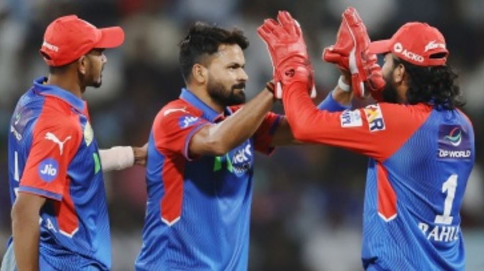 Mukesh Kumar got two wickets in his first two overs