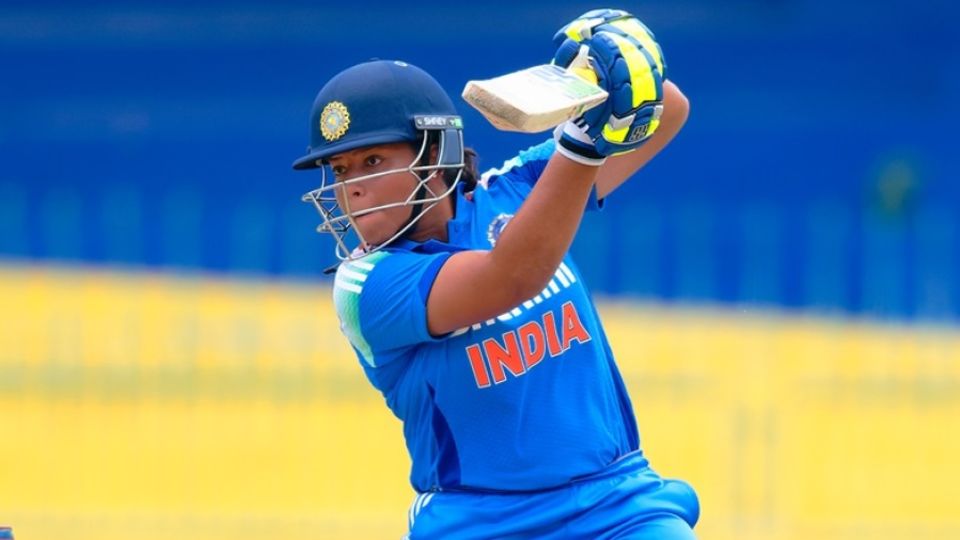 In Richa Ghosh and Deepti Sharma, India have the explosiveness to turn losing positions around