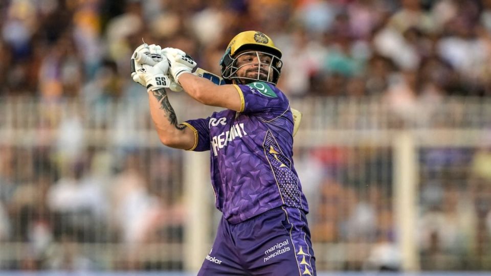 Rinku Singh went for some big hits in the last over
