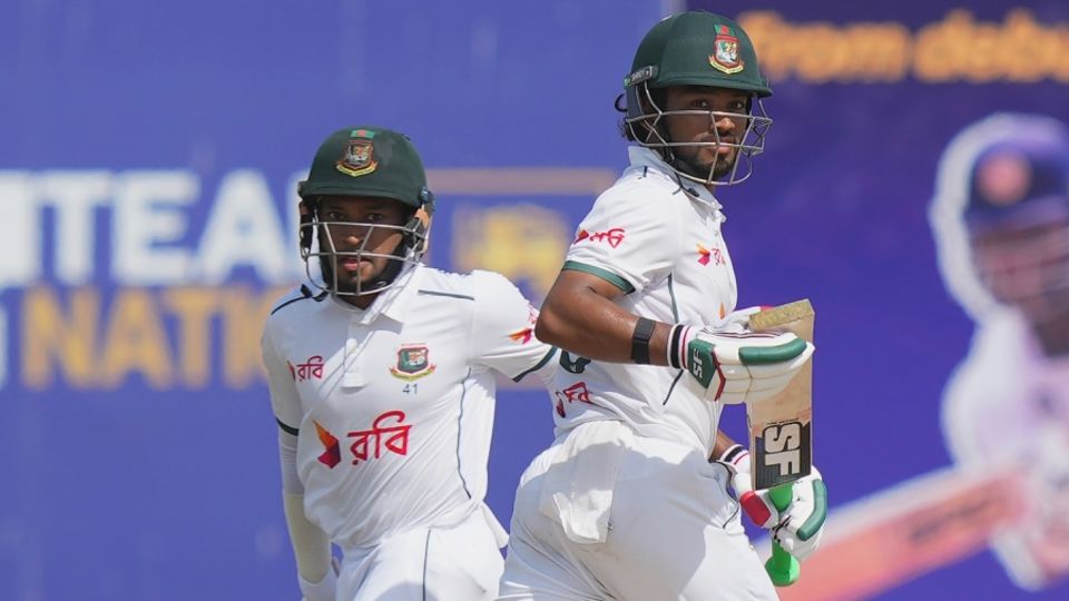 Mushfiqur Rahim and Najmul Hossain Shanto has a long partnership in the first innings in Galle