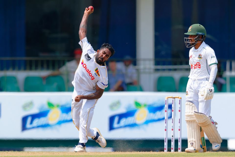 Asitha Fernando toiled hard on a surface not suited to his style